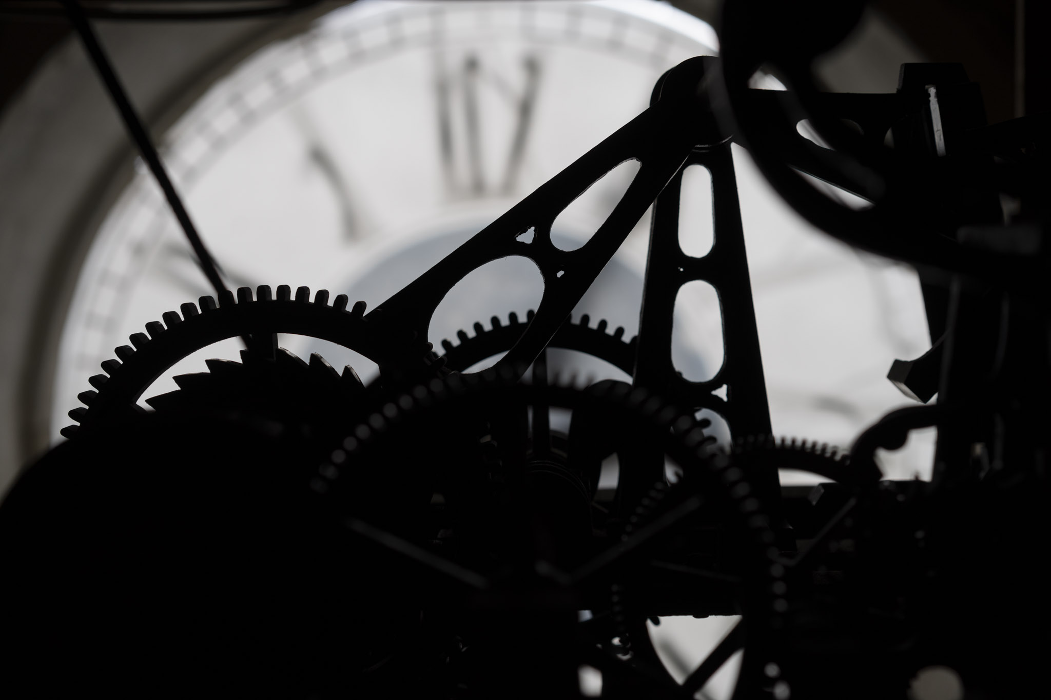 Rear view of the Bindesbøll clockwork, revealing all possible dingenoter.